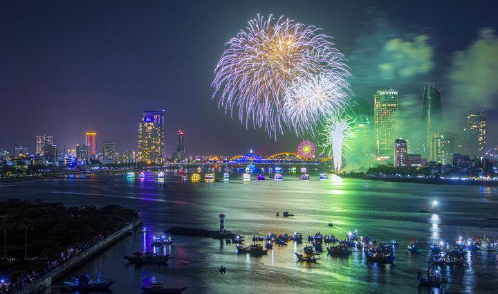 DIFF 2026 fireworks show in Da Nang Vietnam
